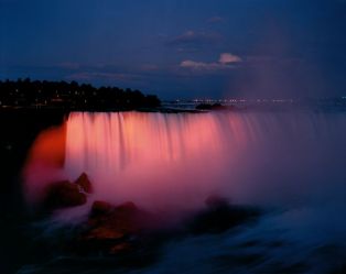 Niagara. 2005. Falls #55.